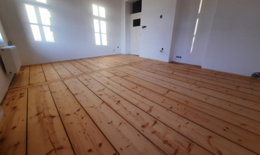 Renovace masivní dřevěné podlahy